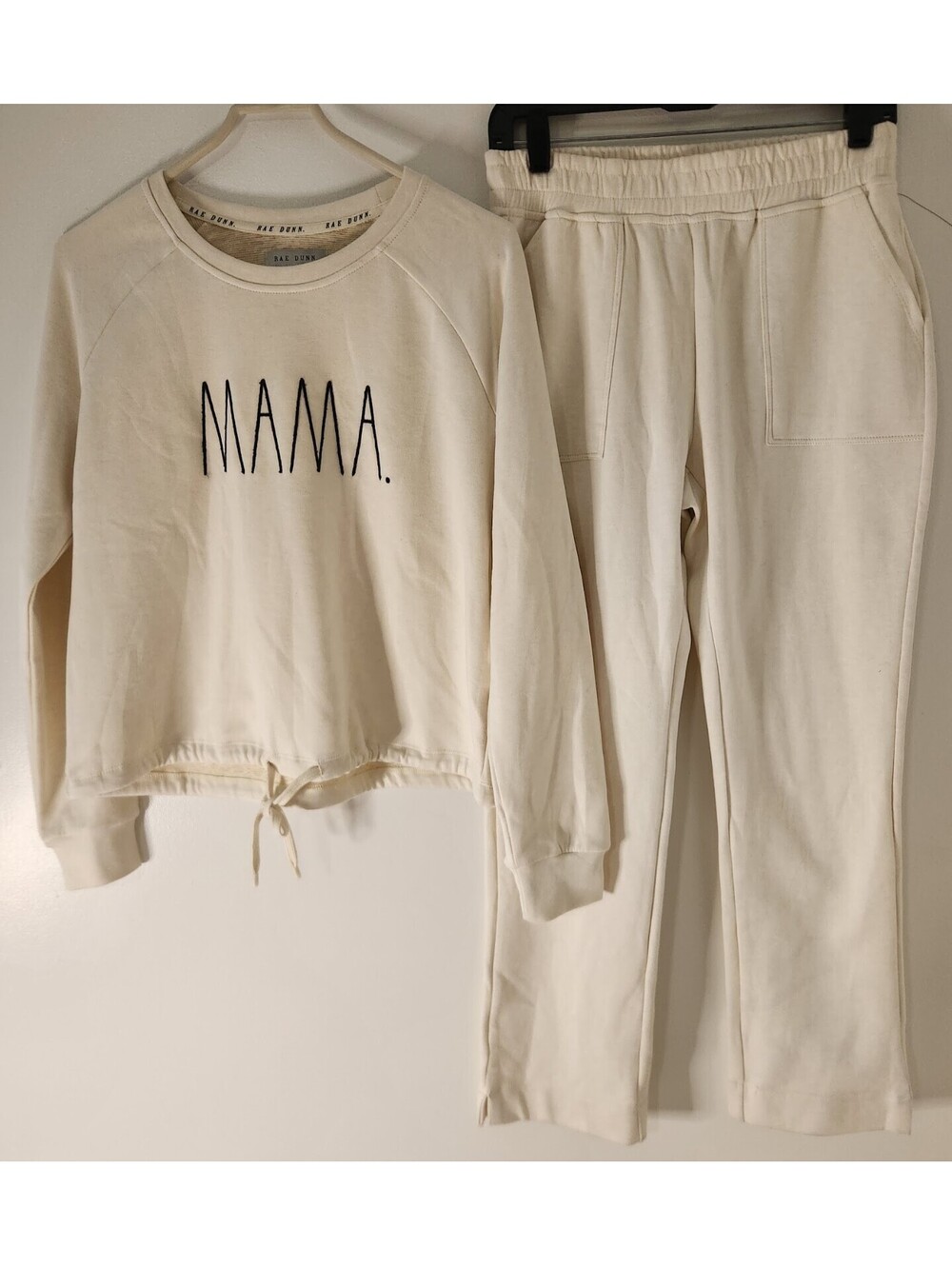 NEW! Rae Dunn MAMA Sweatsuit Set White Fleece Pullover & Comfy Jogger Pants Sz S